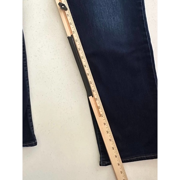 Levi's Women's Straight Leg Jeans - Dark Blue - Picture 10 of 14